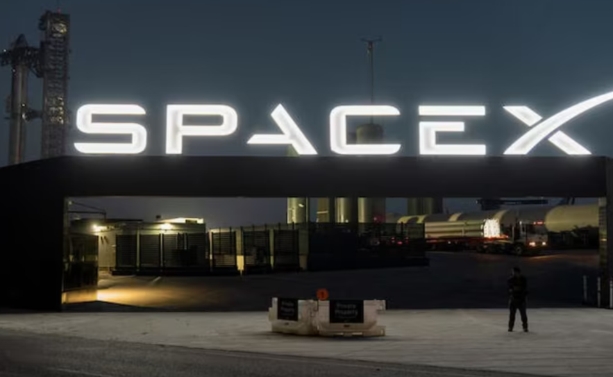 SpaceX Asks Texas Judge To Block NLRB Case Over Severance Agreements