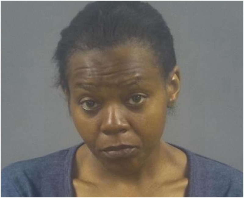 35-Year-Old Woman Arrested For Alleged Attempted Infanticide In IHOP Bathroom