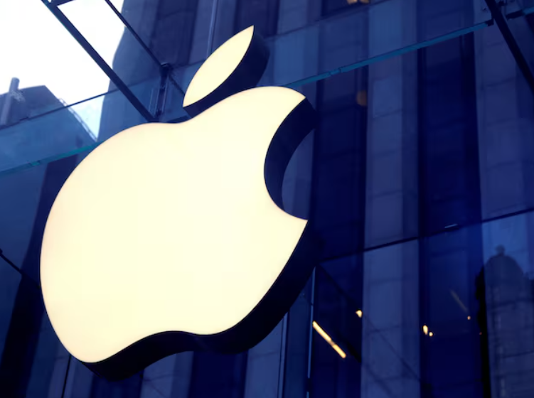 Apple Ex-Lawyer Ordered To Pay $1.15 Million SEC Fine For Insider Trading