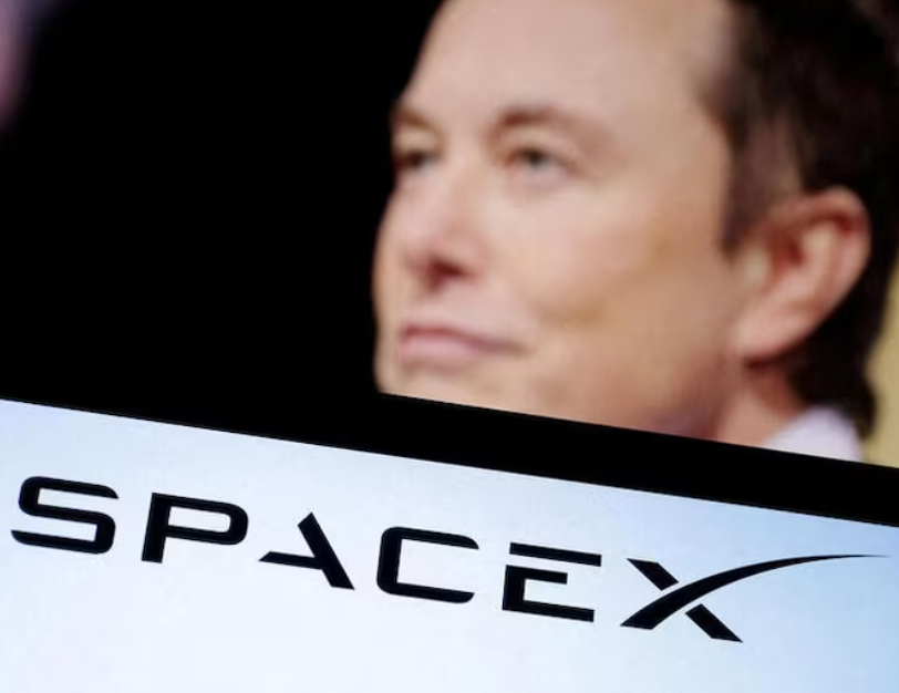 Appeals Court Blocks Transfer of SpaceX Lawsuit Against NLRB, For Now